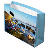 Fubby met flessenpost aan de kust. groot cadeauzakje (Achterkant Gekanteld)