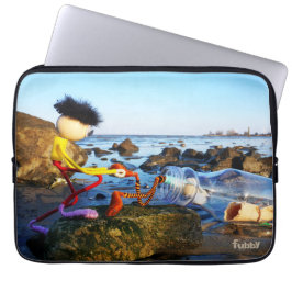 Fubby met flessenpost aan de kust. laptop sleeve