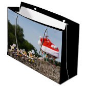 Fubby met kerstmuts avontuur. groot cadeauzakje (Voorkant Gekanteld)