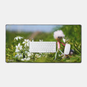 Fubby met Vlinder in een zomers landschap. Bureaumat (Keyboard & Muis)