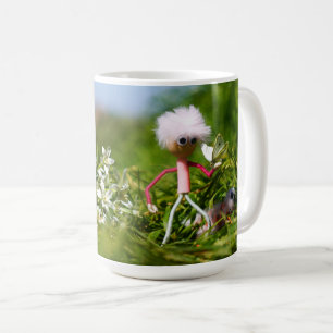 Fubby met Vlinder in een zomers landschap. Koffiemok