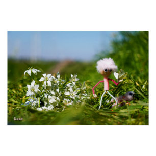 Fubby met Vlinder in een zomers landschap. Perfect Poster