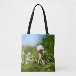 Fubby met Vlinder in een zomers landschap. Tote Bag