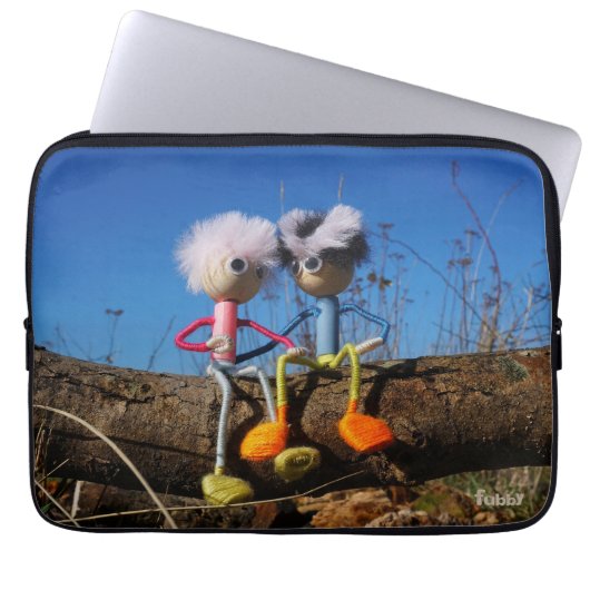 Fubby paartje dat romantisch verliefd zitten. laptop sleeve (Voorkant)