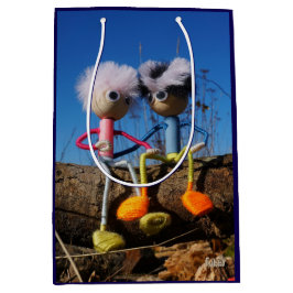 Fubby paartje dat romantisch verliefd zitten. medium cadeauzakje