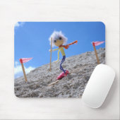 Fubby poppetje die aan het skiën is. muismat (Met muis)