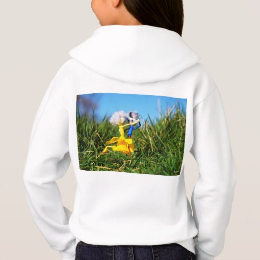Fubby poppetjes die dansen met Narcissenjurk. (Achterkant)