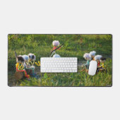 Fubby poppetjes die goocheltruc uitvoeren bureaumat (Keyboard & Muis)