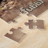 Fubby spelend met de kippen en haan. legpuzzel (Zijkant)