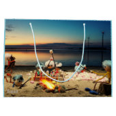 Fubby's bij kampvuur met marchmello's. groot cadeauzakje (Achterkant)