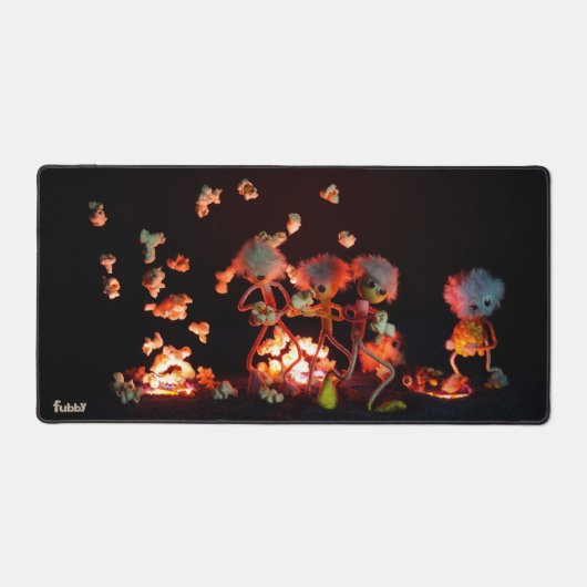 Fubby's bij popcorn explosie uit lava gaten. bureaumat (Voorkant)