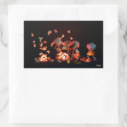 Fubby's bij popcorn explosie uit lava gaten. rechthoekige sticker (Tas)