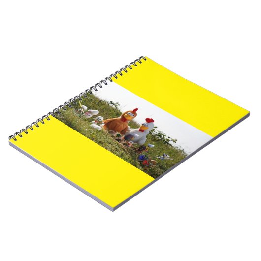 Fubby's die eieren verven van kippen Vrolijk Pasen Notitieboek (Linkerzijde)