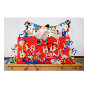 Fubby's die feest vieren voor verjaardag. perfect poster