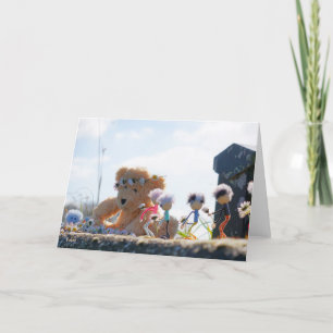 Fubby's die madeliefjes naar een Beer brengen. Bedankkaart