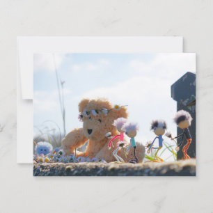 Fubby's die madeliefjes naar een Beer brengen. Briefkaart