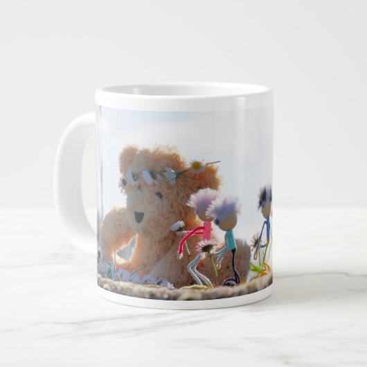 Fubby's die madeliefjes naar een Beer brengen. Grote Koffiekop (Links)