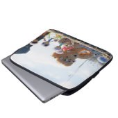 Fubby's die madeliefjes naar een Beer brengen. Laptop Sleeve (Voorkant onderkant)