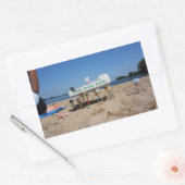 Fubby's die op het strand een pizza stelen. rechthoekige sticker (Envelop)