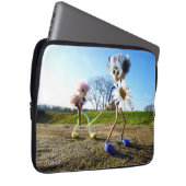 Fubby's in natuur met madeliefjes. laptop sleeve (Voorkant Rechts)