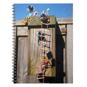 Fubby's in vogelhuisje met touwladder. notitieboek