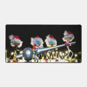 Fubby's met Kerstdecoratie in Kerstsfeer. Bureaumat