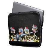 Fubby's met Kerstdecoratie in Kerstsfeer. Laptop Sleeve (Voorkant Links)