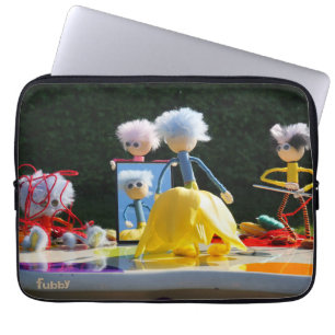 Fubby's met Tulpen jurk bij atelier. Laptop Sleeve