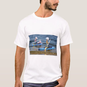 Fubby's op peddelboard dat een teenslipper is. t-shirt