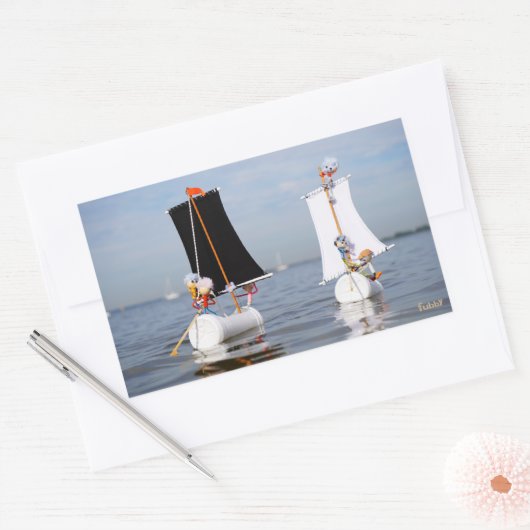 Fubby's op zee tegen plastic vervuiling. rechthoekige sticker (Envelop)