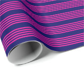 Fuchsia and navy blue vijf strepen patroon cadeaupapier (Rol Hoek)
