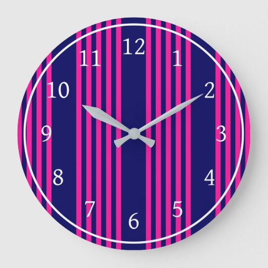 Fuchsia and navy blue vijf strepen patroon grote klok (Voorkant)