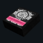 Fuchsia Black en White Damask Wedding Jubileum Cadeaudoosje<br><div class="desc">Wedding Black Lacquer Keepomwille Custom Designer Specialized Jewelry Box of Memory Box Elegant Unique Wedding Jubileum kerstcadeaus of Valentijnsdag cadeaus</div>