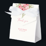 Fuchsia Droom Bedankdoosjes<br><div class="desc">De 'Fuchsia Dream' trouwkaart is een viering van levendige liefde en delicate kunstenaarschap. Hij toont een hangend boeket van schitterende fuchsia roze en crèmekleurige rozen, gracieus versierd met licht chartreuse groene varens. De illustratie is zacht en romantisch, met een mooie combinatie van felle en zachte kleuren die een gevoel van...</div>