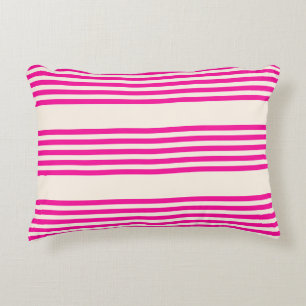 Fuchsia en beige vijf strepen patroon accent kussen