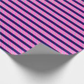 Fuchsia en white vijf strepen patroon met blauw cadeaupapier (Hoek)