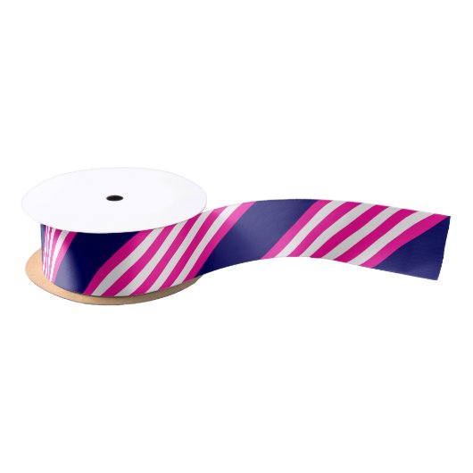 Fuchsia en white vijf strepen patroon met blauw satijnen lint (Spoel)