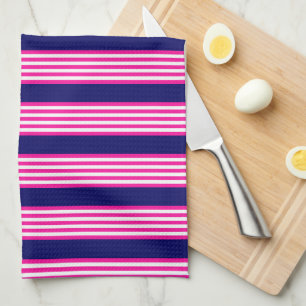 Fuchsia en white vijf strepen patroon met blauw theedoek