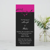 Fuchsia en zwart bloemenfiligraan huwelijksprogram programmakaart (Staand voorkant)