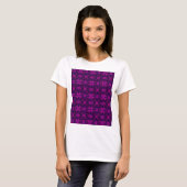 Fuchsia Geotech: A Vibrant Abstract Geometric Text T-shirt (Voorkant volledig)