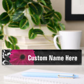 Fuchsia Gerbera Daisy Black/White Swirl Naambordje