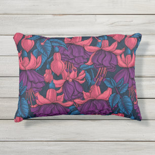 Fuchsia in blauw en paars buitenkussen