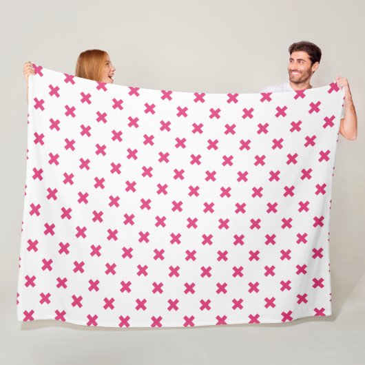 Fuchsia kruisstift wit fleece deken (In situ)
