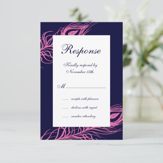 Fuchsia & Navy Feathers RSVP Kaartje (Staand voorkant)