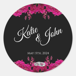 Fuchsia orchideeën op zwart-bruiloft-ringen ronde sticker