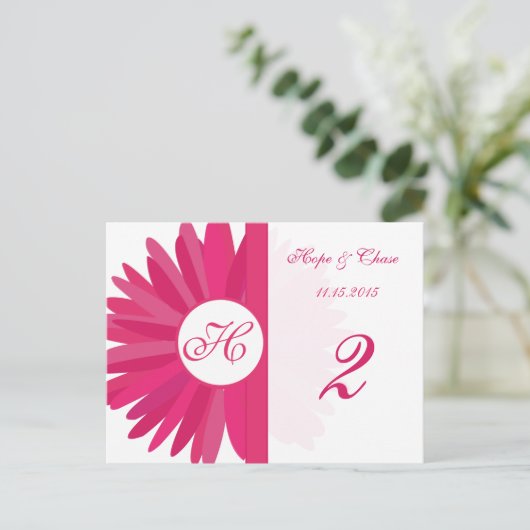Fuchsia Pink Gerber Daisy Table Number Kaarten (Staand voorkant)