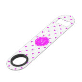 Fuchsia Pink Glitter Hearts met Monogram Speed Flessenopener (Voorkant Gekanteld)