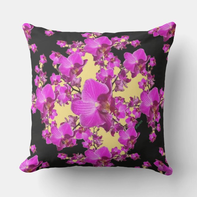 Fuchsia Pink Orchids Cream & Black Pattern Buitenkussen (Voorkant)