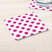Fuchsia polka dots kartonnen onderzetters (Schuin)
