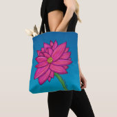 Fuchsia Roze Bloem met blauwe achtergrond Tote Bag (Dichtbij)